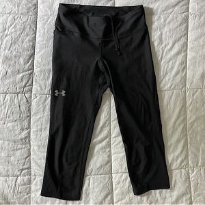 Under Armour compression cropped heatgear Leggings size s